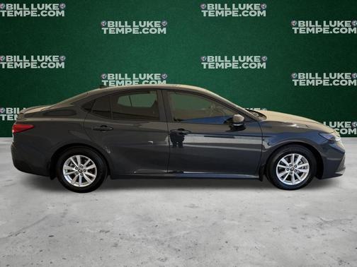 UNDERGROUND 2025 Toyota Camry LE