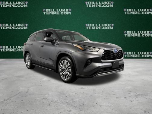 2024 Toyota Highlander Hybrid Platinum