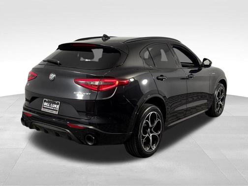 Vulcano Black Metallic 2023 Alfa Romeo Stelvio Veloce