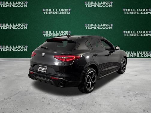 Vulcano Black Metallic 2023 Alfa Romeo Stelvio Veloce