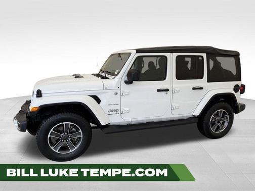 Bright White Clearcoat 2023 Jeep Wrangler Sahara