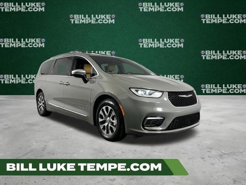 Ceramic Gray Clearcoat 2023 Chrysler Pacifica Hybrid Pinnacle