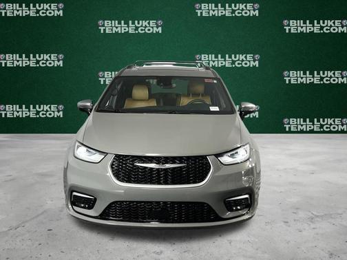 Ceramic Gray Clearcoat 2023 Chrysler Pacifica Hybrid Pinnacle