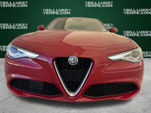 2017 Alfa Romeo Giulia Base