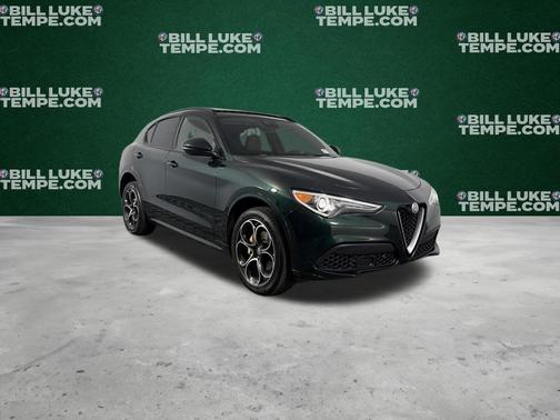 Verde 2021 Alfa Romeo Stelvio Ti Sport