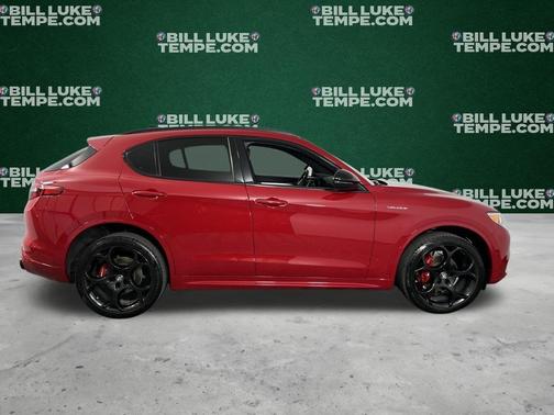 2022 Alfa Romeo Stelvio Veloce