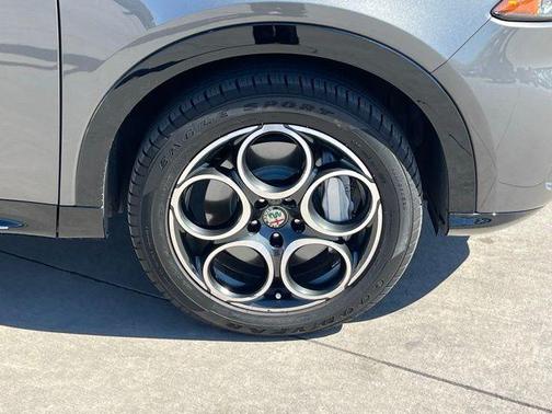 2024 Alfa Romeo Tonale Ti