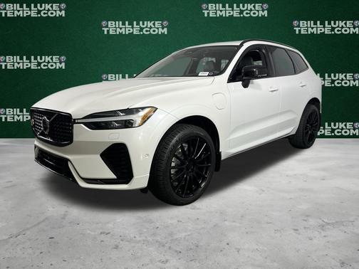 2023 Volvo XC60 Recharge Plug-In Hybrid T8 Ultimate Dark Theme