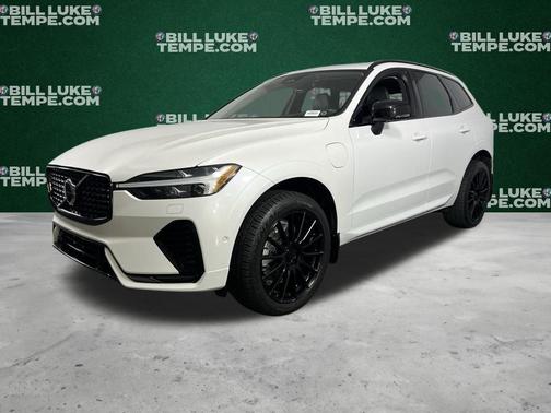 2023 Volvo XC60 Recharge Plug-In Hybrid T8 Ultimate Dark Theme