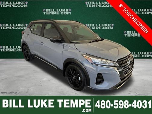 Boulder Gray Metallic 2024 Nissan Kicks SR