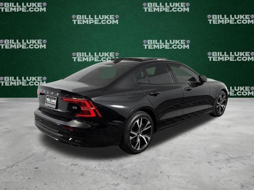 Onyx Black 2025 Volvo S60 B5 Plus