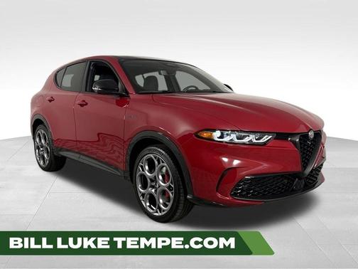 Rosso 2024 Alfa Romeo Tonale Veloce