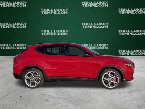 Rosso 2024 Alfa Romeo Tonale Veloce