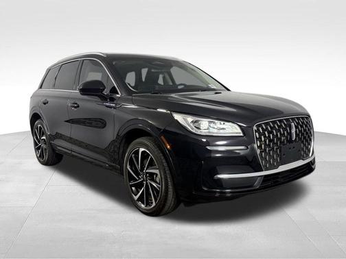 Infinite Black Metallic 2024 Lincoln Corsair Grand Touring