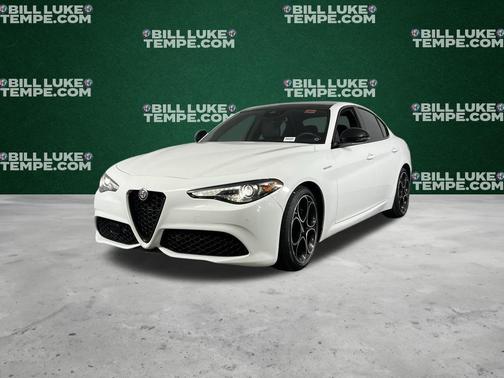 2022 Alfa Romeo Giulia Veloce