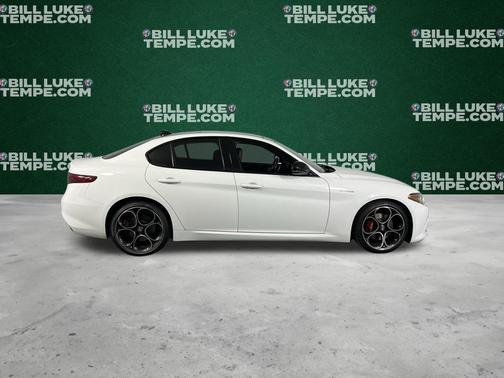 2022 Alfa Romeo Giulia Veloce