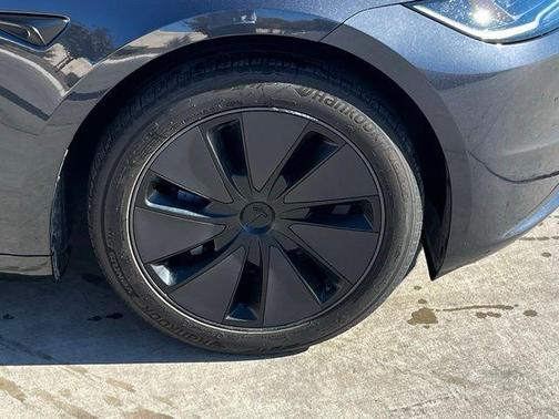 2024 Tesla Model 3 Base