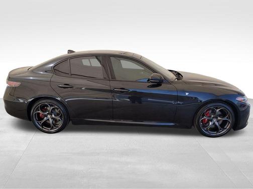 2024 Alfa Romeo Giulia Ti