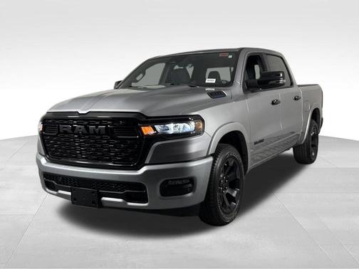 Billet Silver Metallic Clearcoat 2025 RAM 1500 Big Horn/Lone Star
