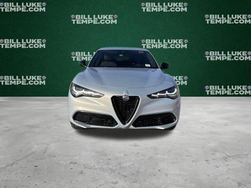 2024 Alfa Romeo Stelvio Base