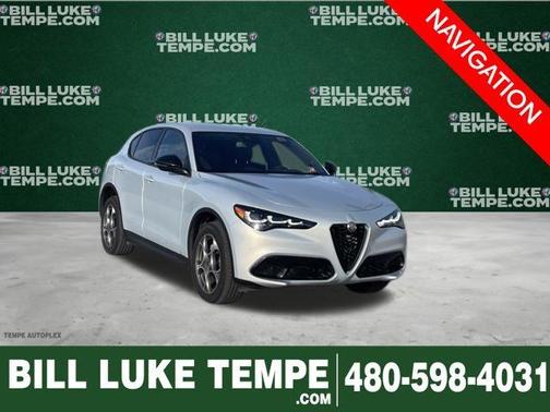2024 Alfa Romeo Stelvio Base