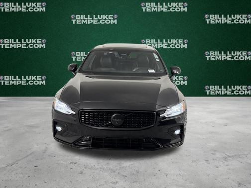Onyx Black Metallic 2023 Volvo S60 B5 Plus Black Edition