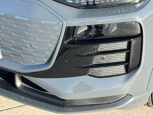 Magnet Gray 2025 Audi Q6 e-tron Premium