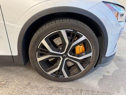 2021 Polestar 2 Launch Edition