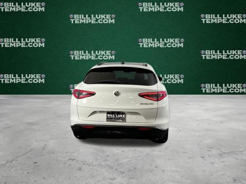 2024 Alfa Romeo Stelvio Base