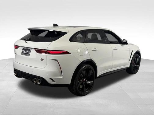 Fuji White 2023 Jaguar F-PACE SVR