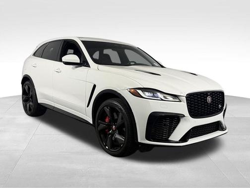 Fuji White 2023 Jaguar F-PACE SVR