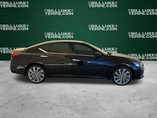 2025 Nissan Altima SL