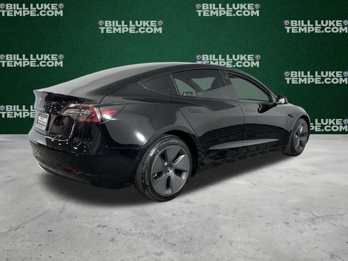 2022 Tesla Model 3 Base