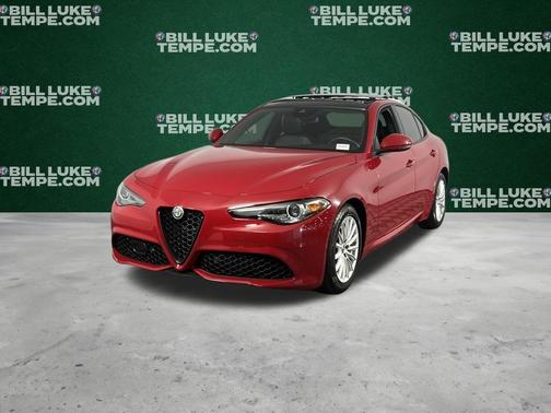 2022 Alfa Romeo Giulia Base