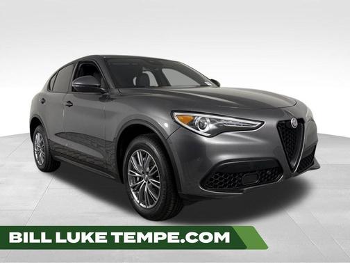 Vesuvio Gray Metallic 2023 Alfa Romeo Stelvio Sprint