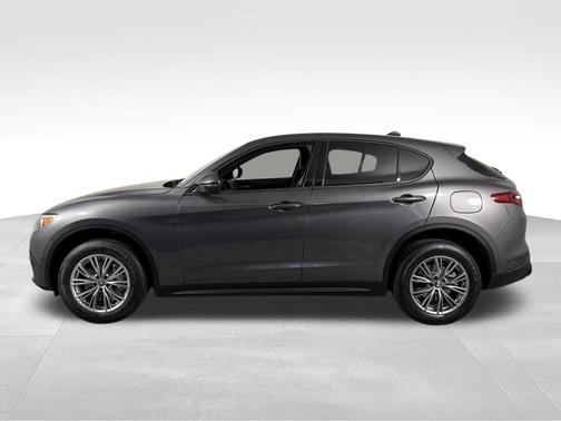 Vesuvio Gray Metallic 2023 Alfa Romeo Stelvio Sprint