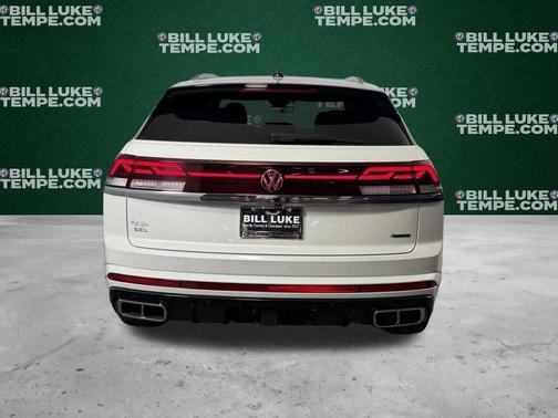 Opal White Pearl Effect 2024 Volkswagen Atlas Cross Sport 2.0T SEL Premium R-Line