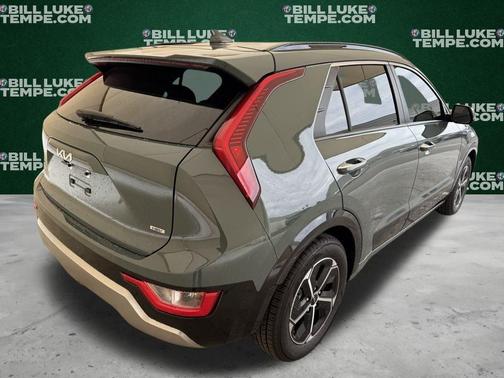 2023 Kia Niro SX
