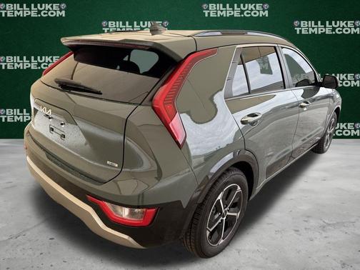 2023 Kia Niro SX