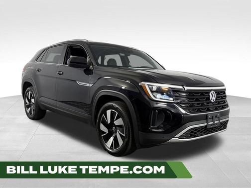 Deep Black Pearl Effect 2025 Volkswagen Atlas Cross Sport 2.0T SE w/Technology