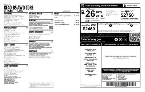 2025 Volvo XC40 B5 Core Bright Theme