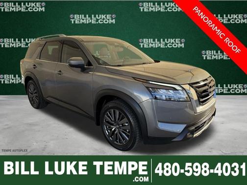 2022 Nissan Pathfinder SL