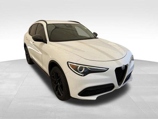 Alfa White 2021 Alfa Romeo Stelvio Base