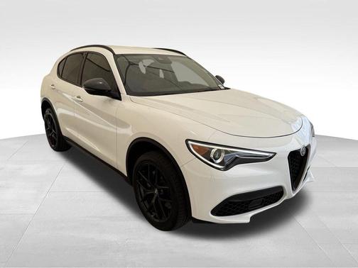 Alfa White 2021 Alfa Romeo Stelvio Base
