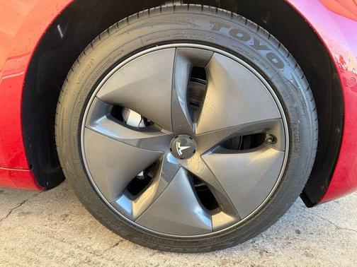 2019 Tesla Model 3 Performance