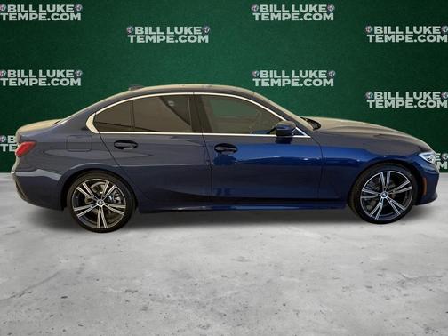 2019 BMW 330 i