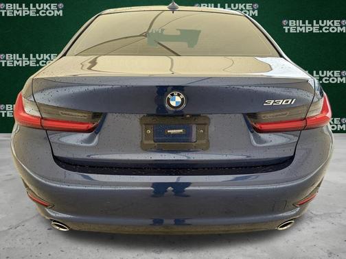 2019 BMW 330 i
