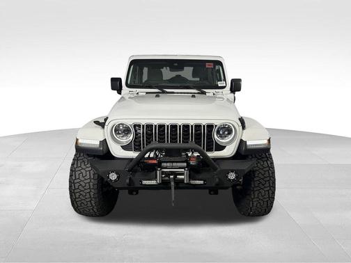 Bright White Clearcoat 2025 Jeep Wrangler 4xe Sahara