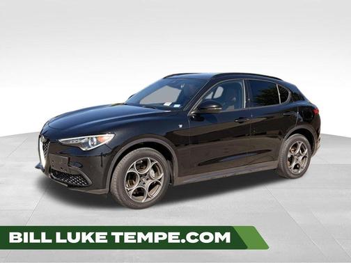 Vulcano Black Metallic 2022 Alfa Romeo Stelvio Ti