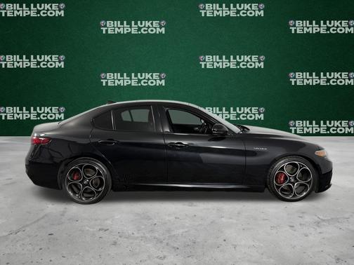 2022 Alfa Romeo Giulia Veloce